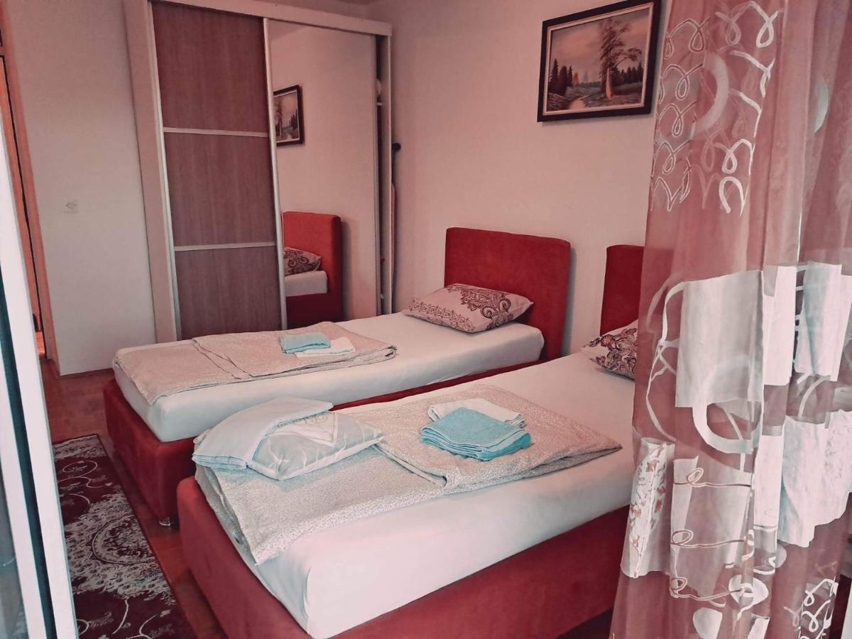 Stan U Sarajevu Na Ilidzi Apartamento Sarajevo Exterior foto
